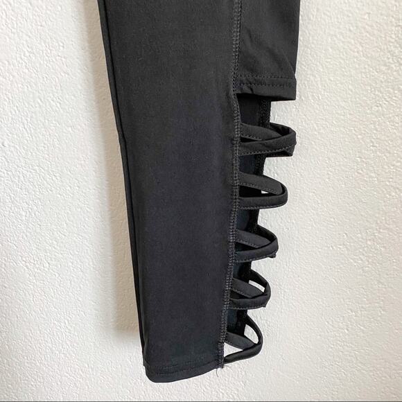 Fit In Black Mesh Strap Detail Active Legging Size Small / Medium - Picture 3 of 6